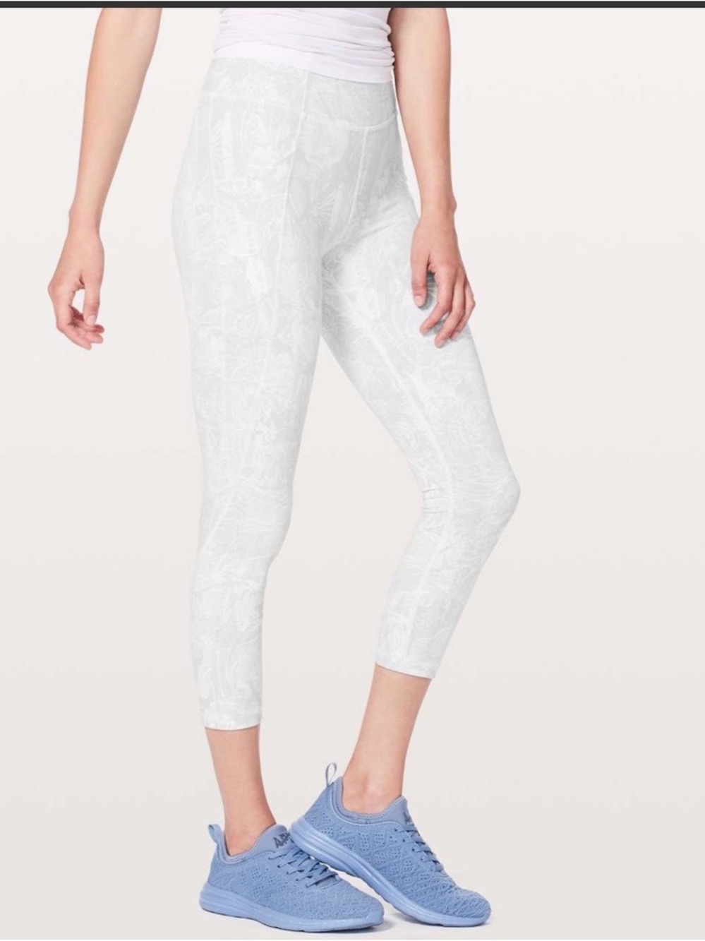 Lululemon Time to Sweat Crop 23”